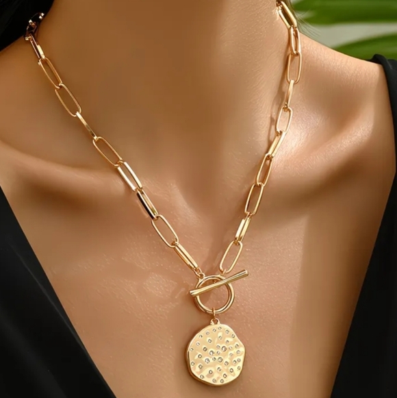 New Gold Daisy Reversible Pendent OT clasp Necklace  18in - Picture 3 of 3